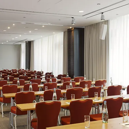 Nh コレクション ミッテ フリードリッヒシュトラーセ ベルリン