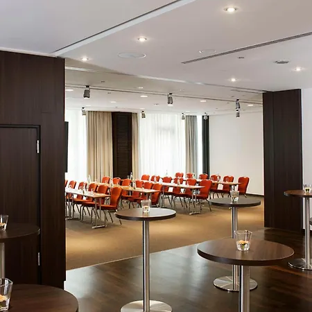 Nh コレクション ミッテ フリードリッヒシュトラーセ ベルリン