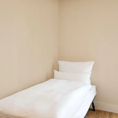 Отель Nh Collection Mitte Friedrichstrasse 4*