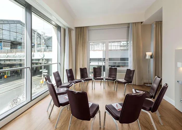 柏林米特弗里德里希nh精选酒店